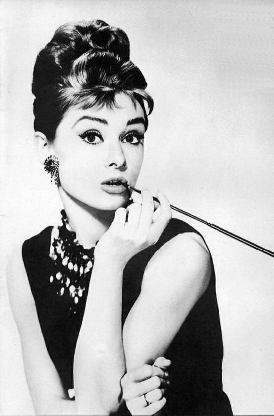 Photo:  Audrey Hepburn 33
